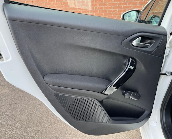 Used Peugeot 208 2017 for sale - 76306736: Photo 32