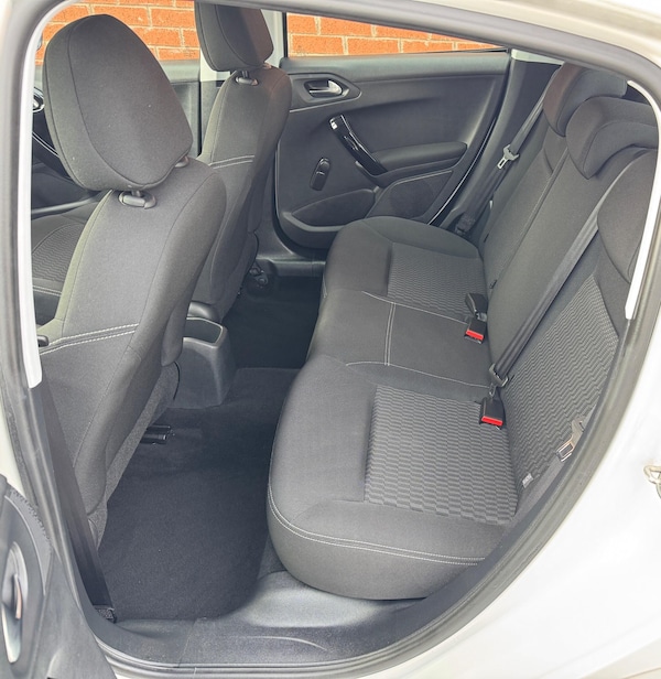 Used Peugeot 208 2017 for sale - 76306736: Photo 34