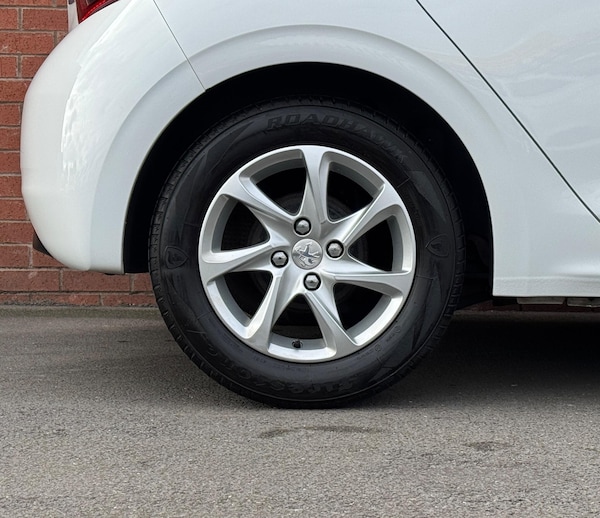 Used Peugeot 208 2017 for sale - 76306736: Photo 36
