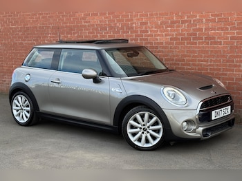 MINI Hatch feature image