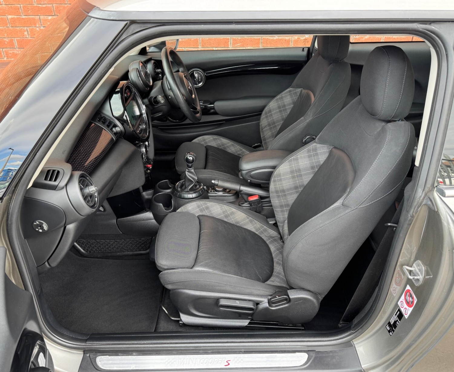 Used MINI Hatch 2017 for sale - 78047615: Photo 36