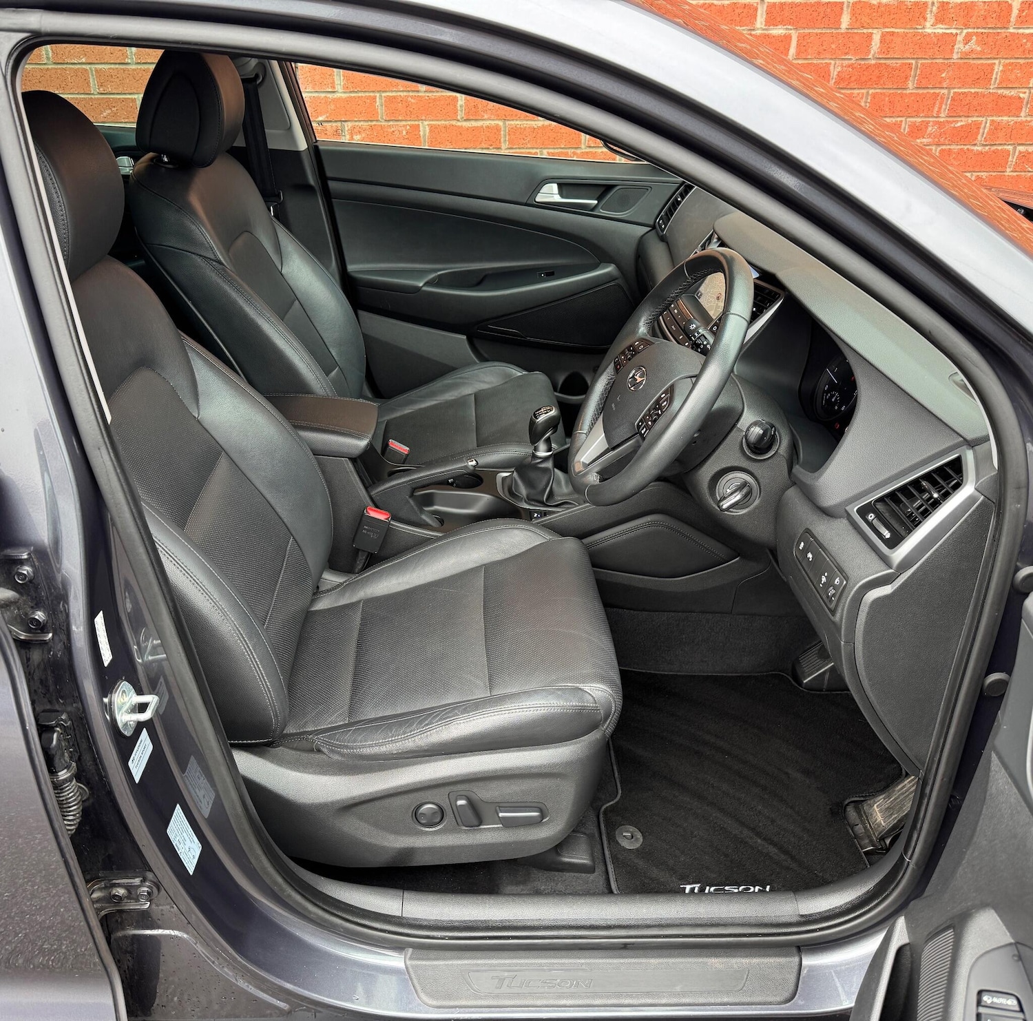 Used Hyundai TUCSON 2017 for sale - 76284380: Photo 15