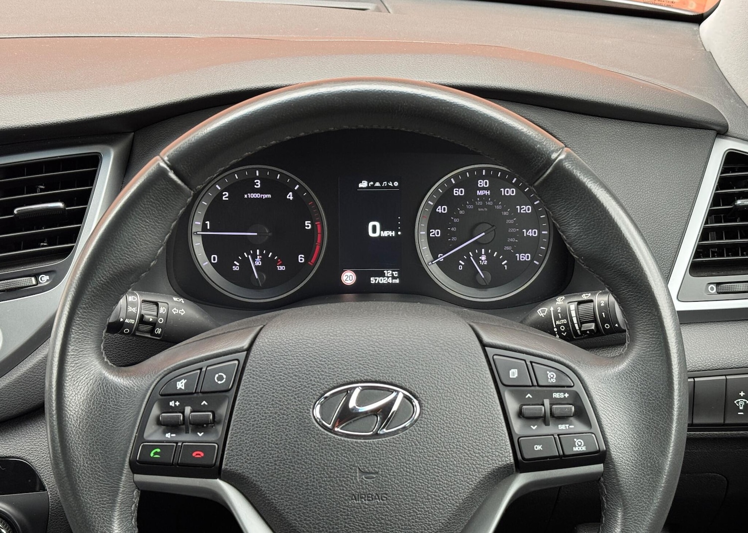 Used Hyundai TUCSON 2017 for sale - 76284380: Photo 27