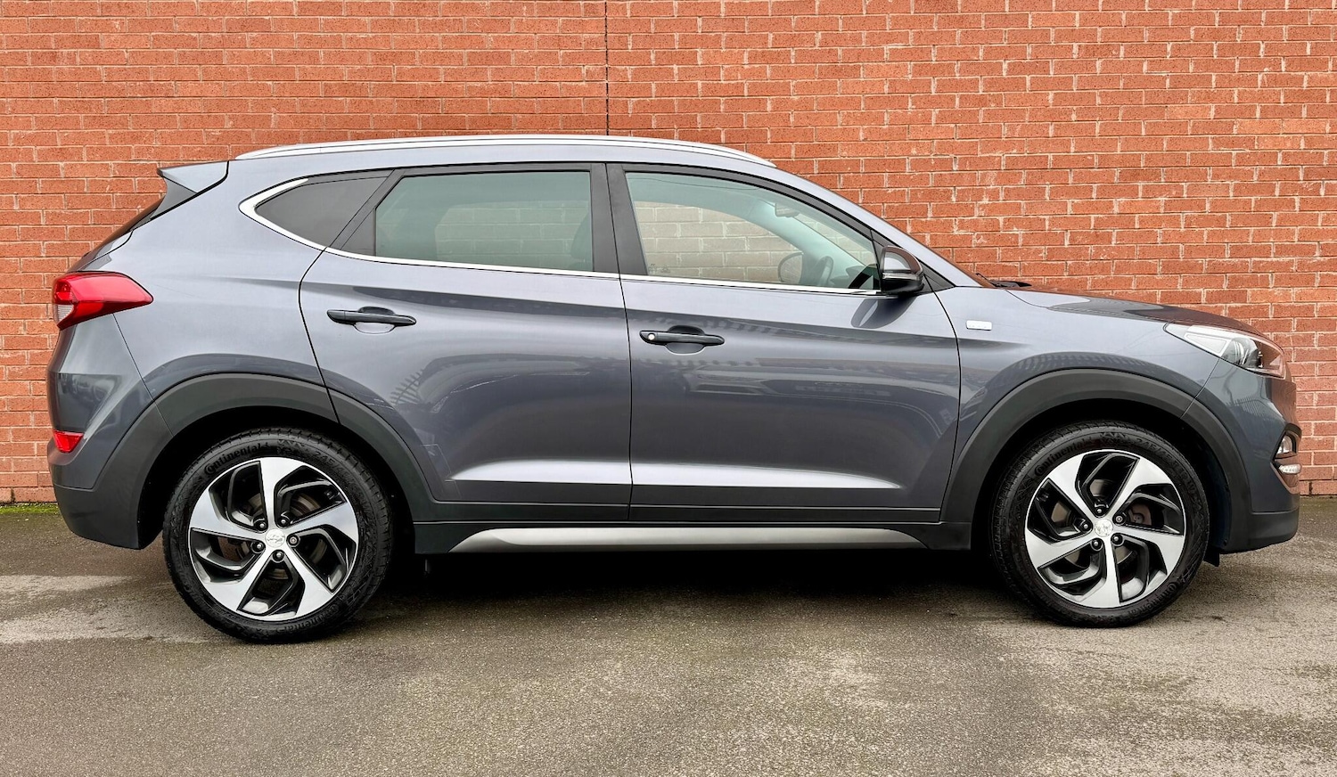 Used Hyundai TUCSON 2017 for sale - 76284380: Photo 4