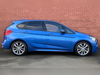 Used BMW 2 Series 2018 for sale - 77723044: Photo