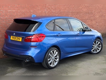 Used BMW 2 Series 2018 for sale - 77723044: Photo