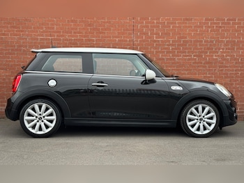 Used MINI Hatch 2017 for sale - 79268060: Photo