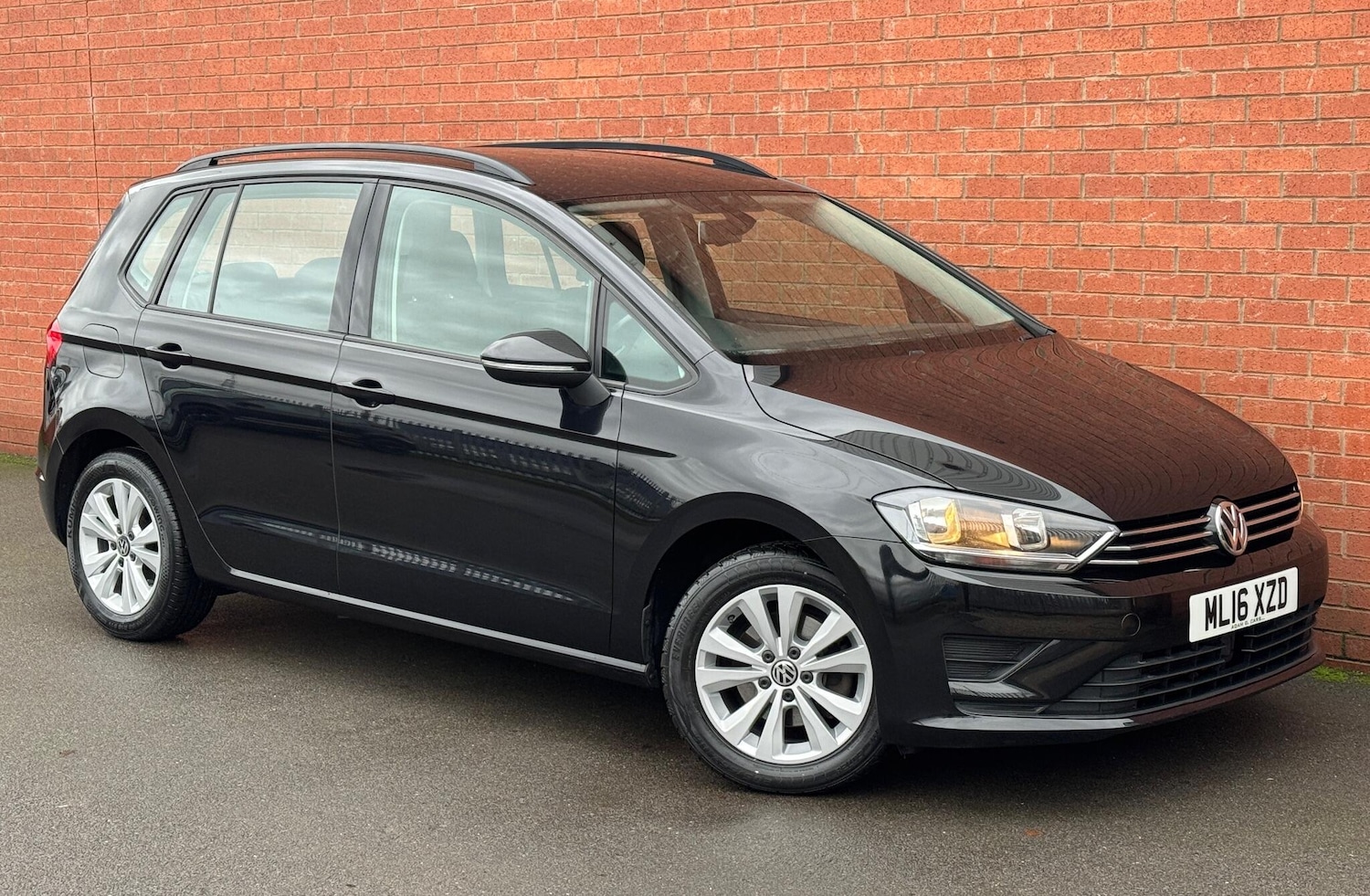 Used Volkswagen Golf SV 2016 for sale - 76781361: Photo 1