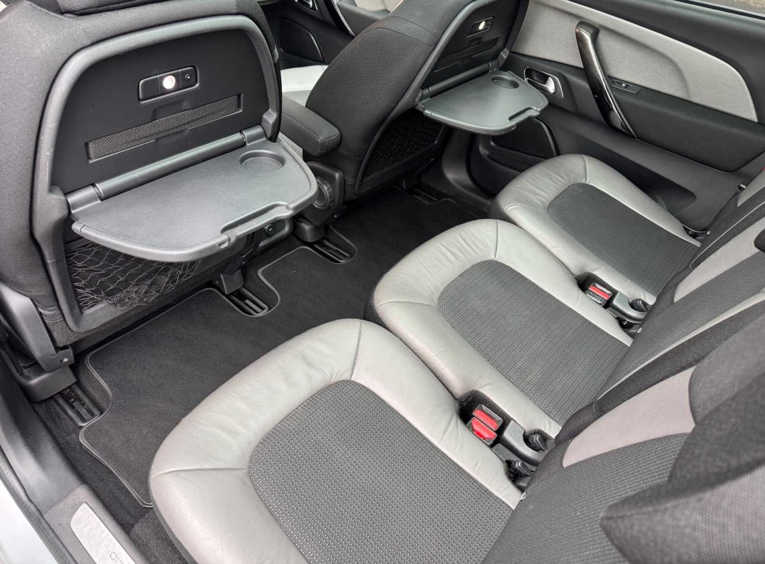 Used Citroen Grand C4 Picasso 2016 for sale - 77550012: Photo 46