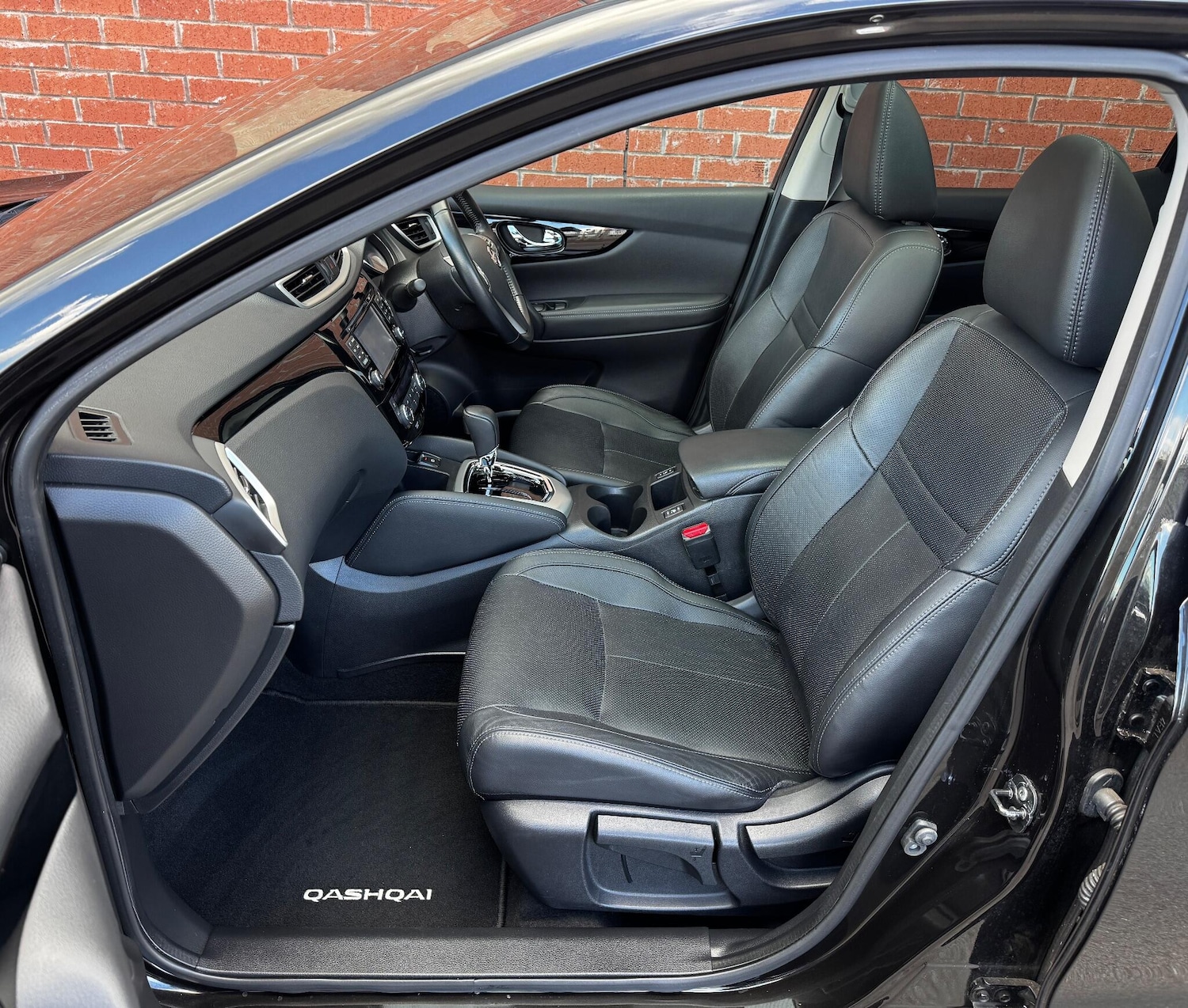 Used Nissan Qashqai 2017 for sale - 76060686: Photo 39