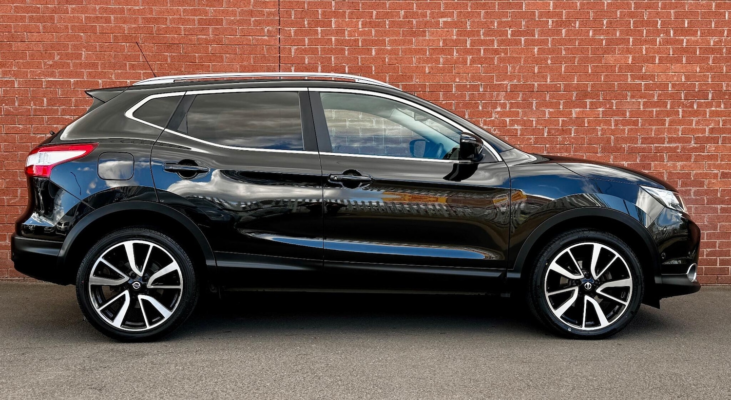 Used Nissan Qashqai 2017 for sale - 76060686: Photo 4