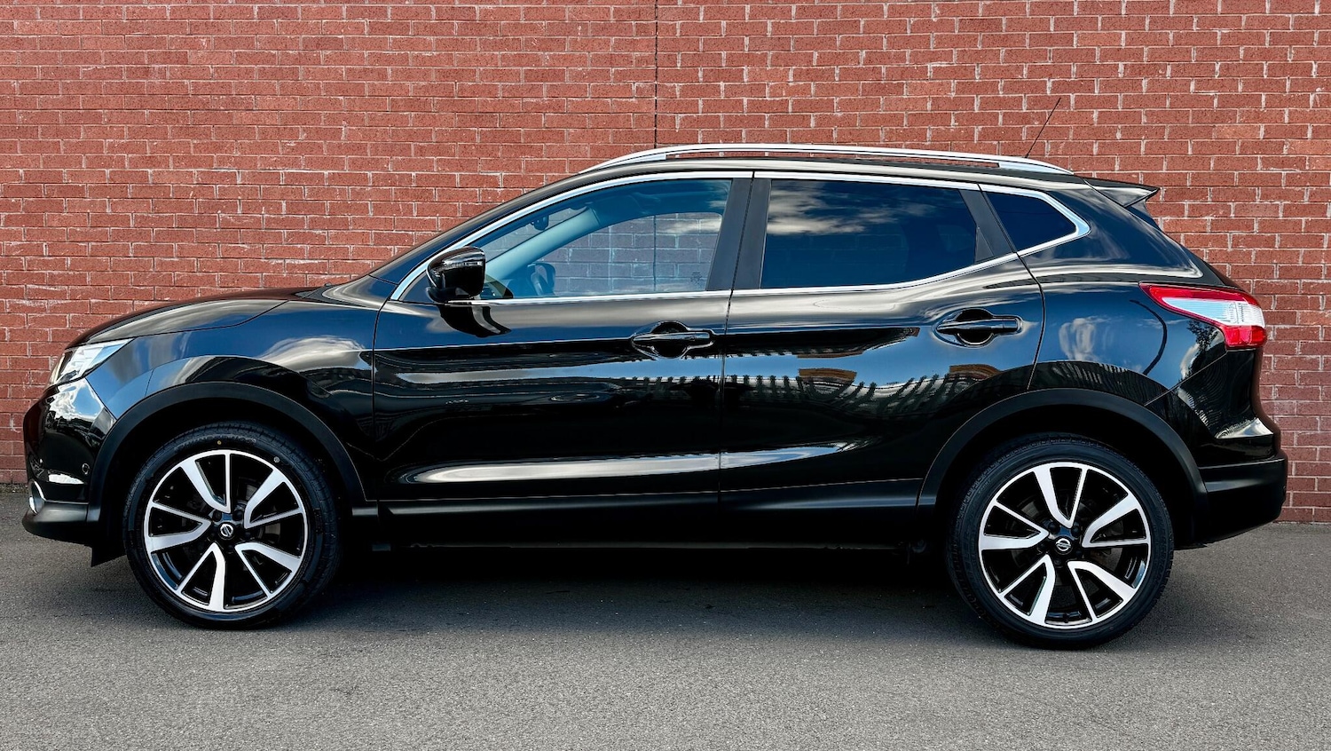 Used Nissan Qashqai 2017 for sale - 76060686: Photo 9
