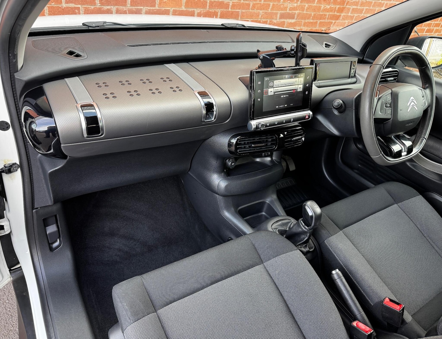 Vehicle 33