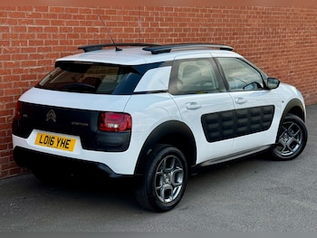 Used Citroen C4 Cactus 2016 for sale - 76020986: Photo