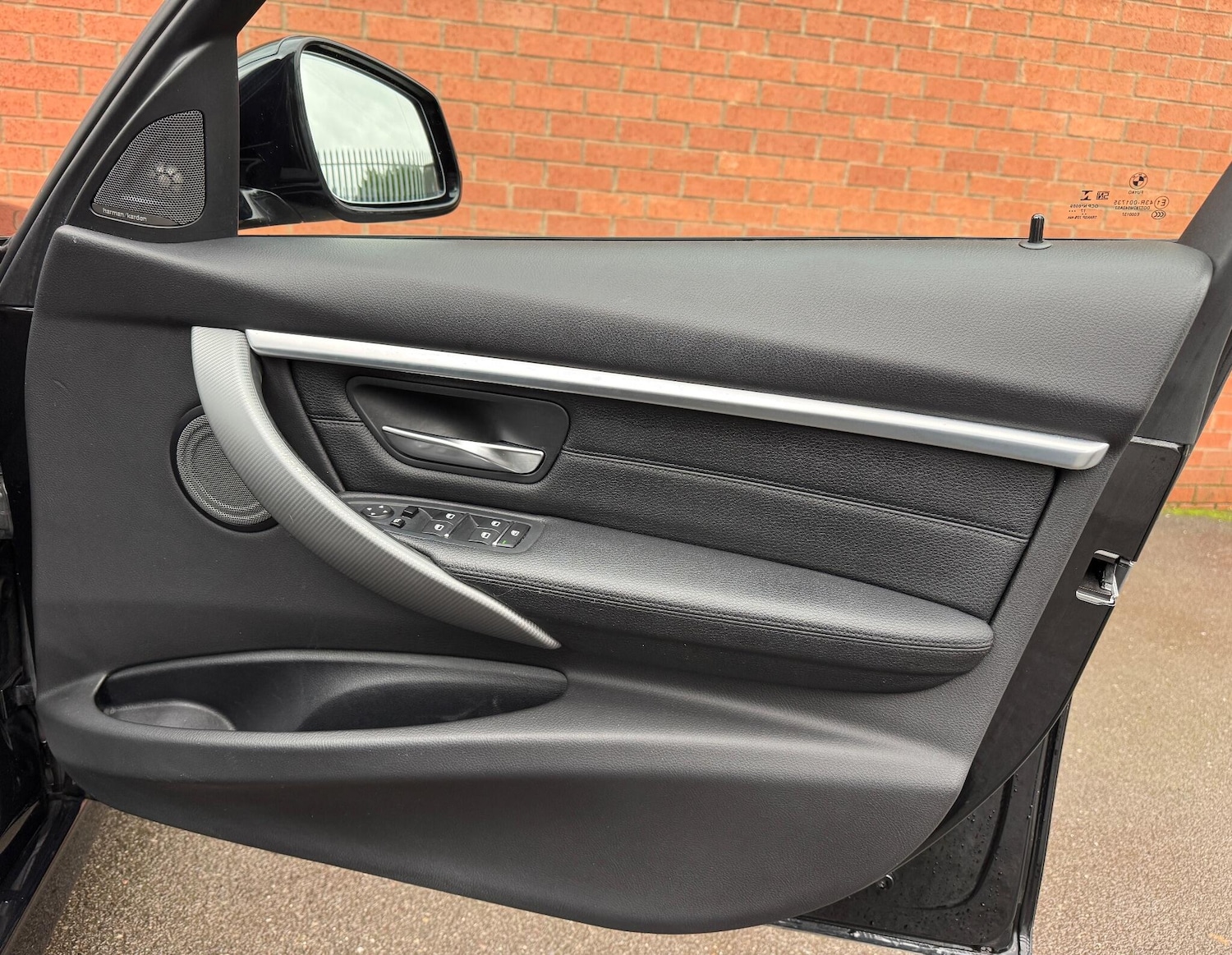 Used BMW 3 Series 2018 for sale - 76765435: Photo 10