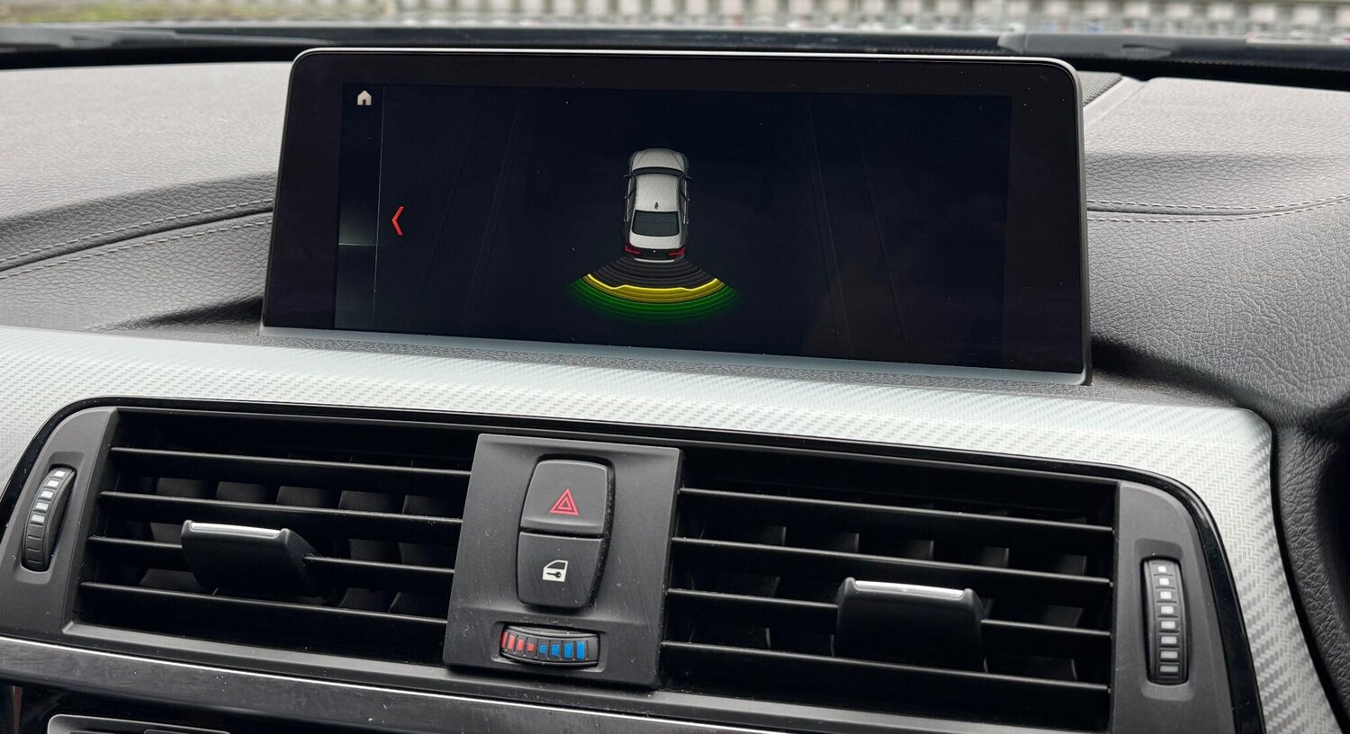 Used BMW 3 Series 2018 for sale - 76765435: Photo 25