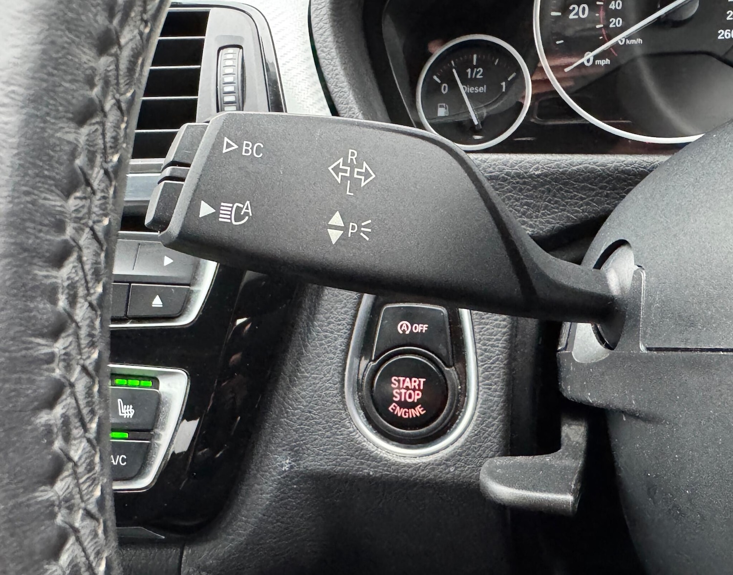 Used BMW 3 Series 2018 for sale - 76765435: Photo 28