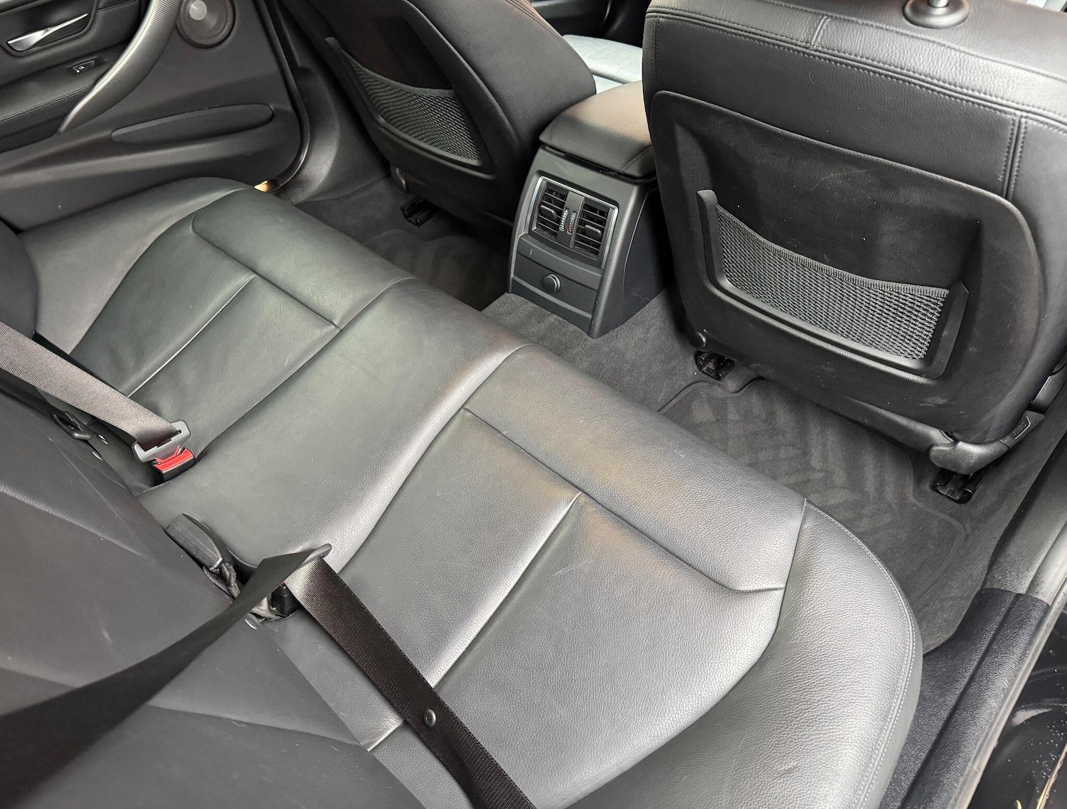 Used BMW 3 Series 2018 for sale - 76765435: Photo 32