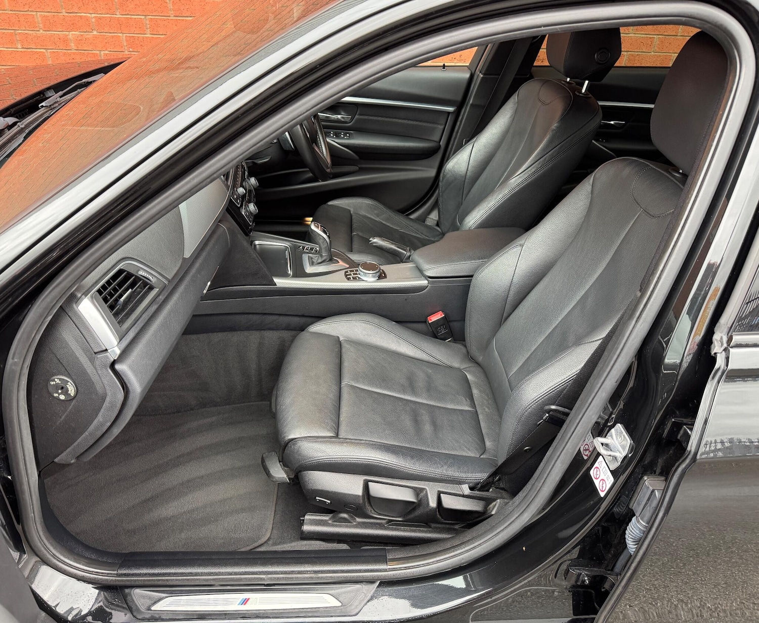 Used BMW 3 Series 2018 for sale - 76765435: Photo 36