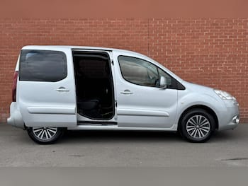 Used Peugeot Partner Tepee 2013 for sale - 79658379: Photo