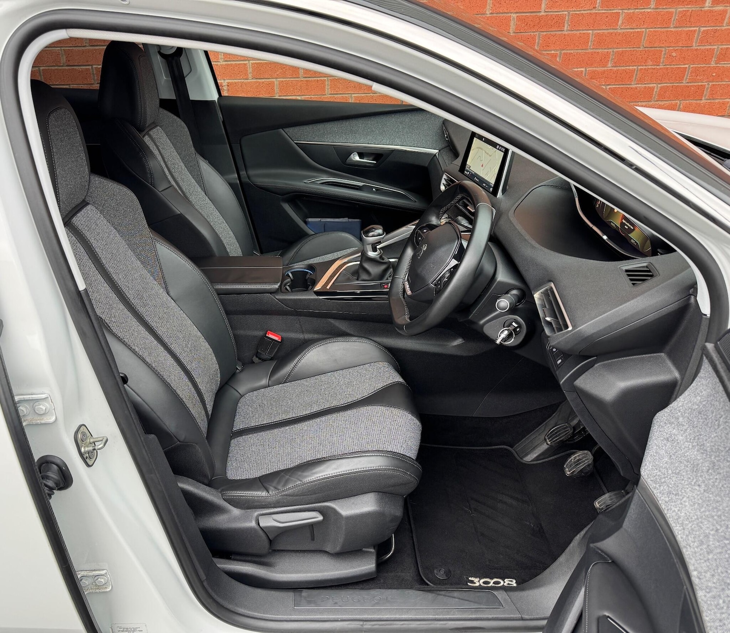 Used Peugeot 3008 2017 for sale - 76562464: Photo 14