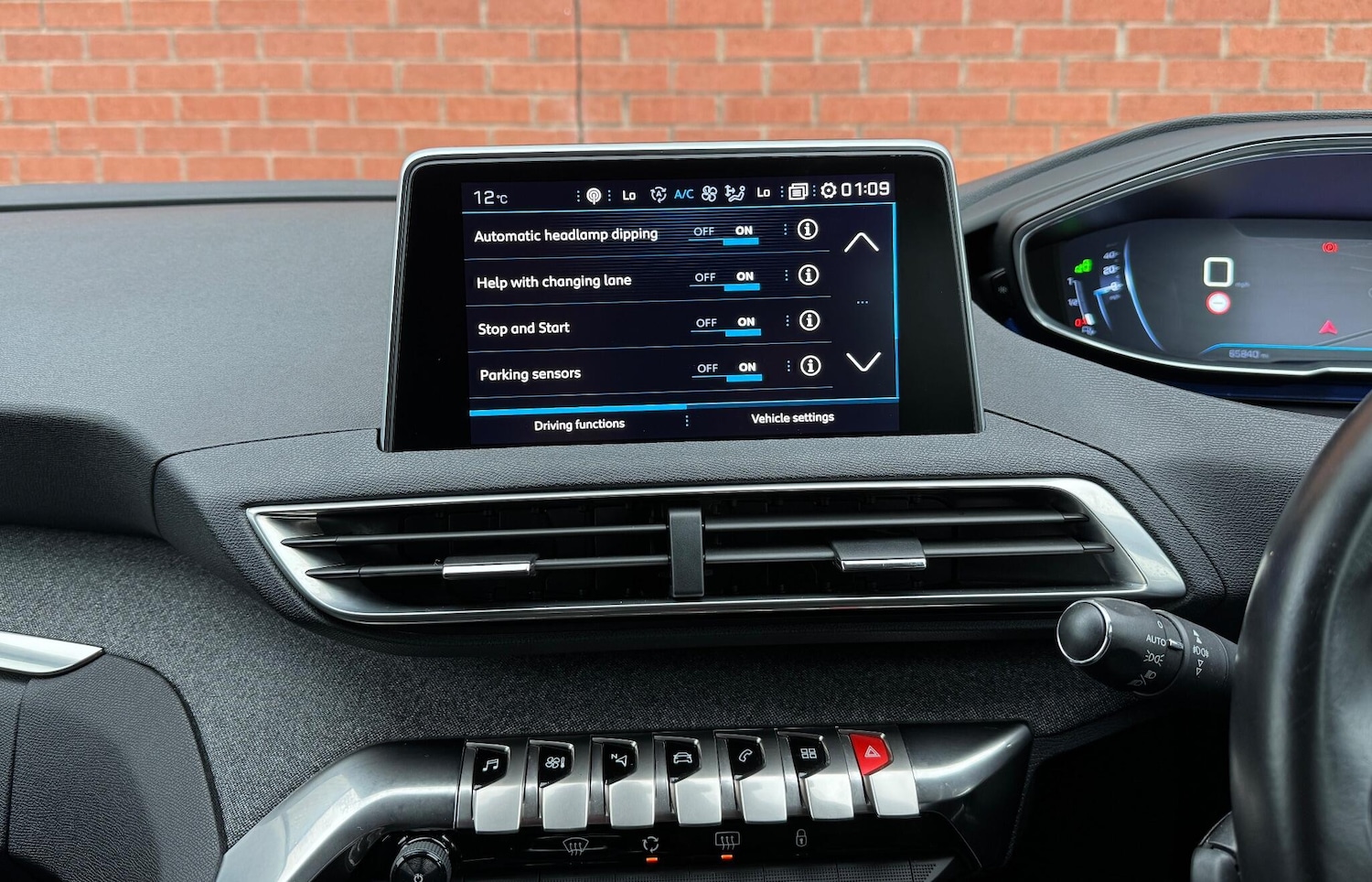 Used Peugeot 3008 2017 for sale - 76562464: Photo 21