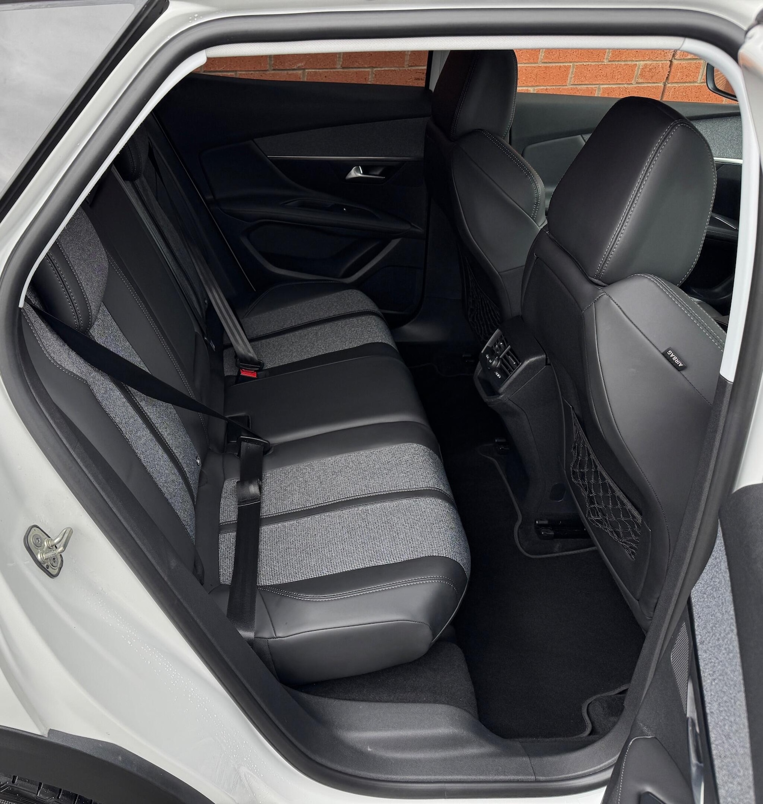 Used Peugeot 3008 2017 for sale - 76562464: Photo 33