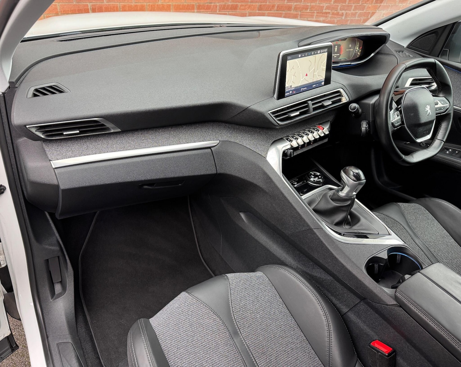 Used Peugeot 3008 2017 for sale - 76562464: Photo 37