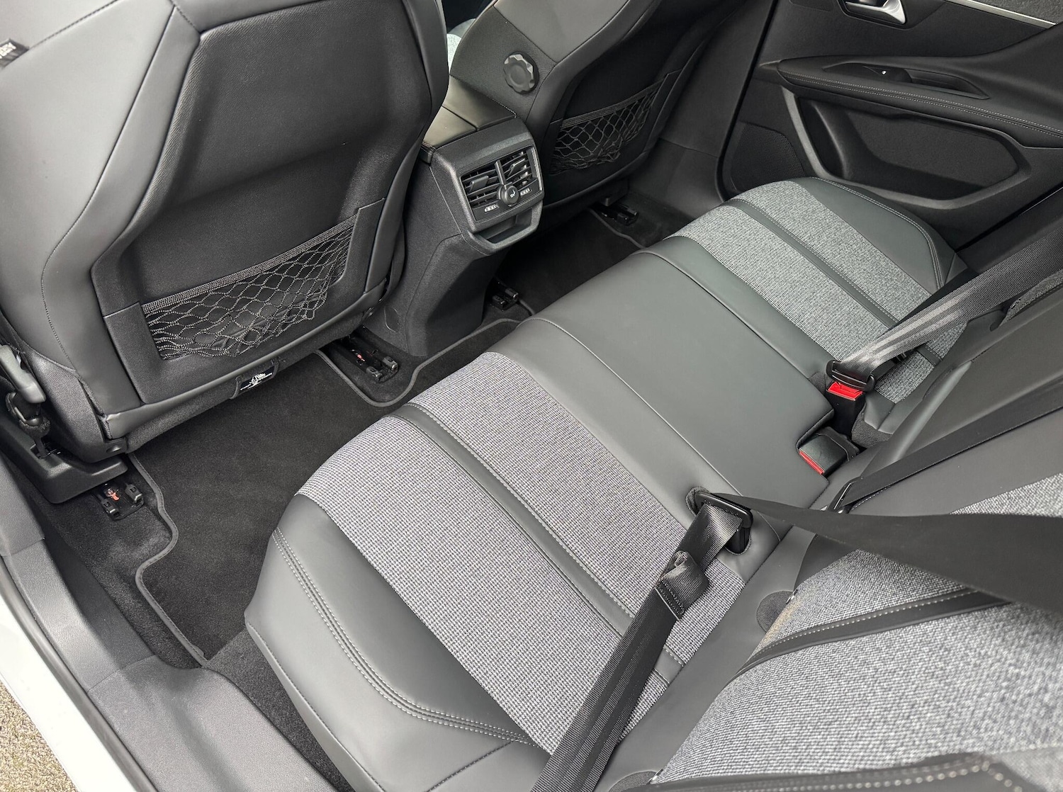 Used Peugeot 3008 2017 for sale - 76562464: Photo 39