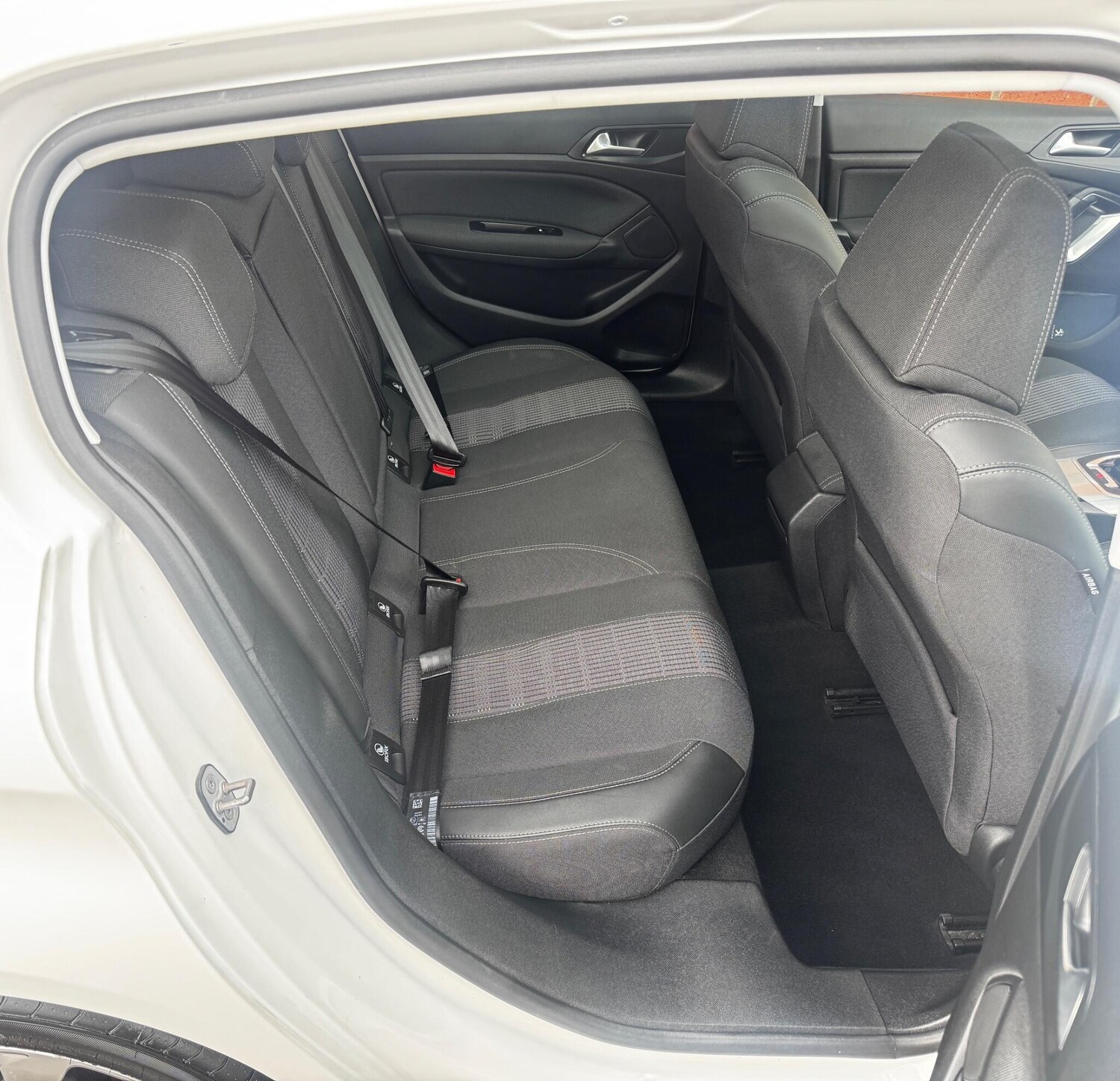 Used Peugeot 308 2020 for sale - 75708437: Photo 31