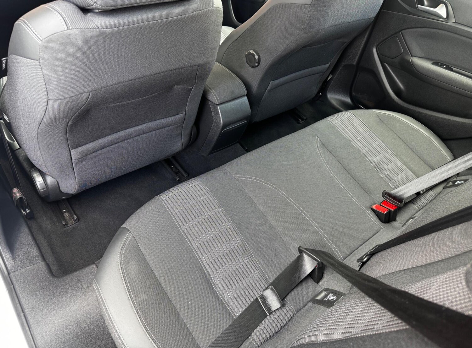 Used Peugeot 308 2020 for sale - 75708437: Photo 37