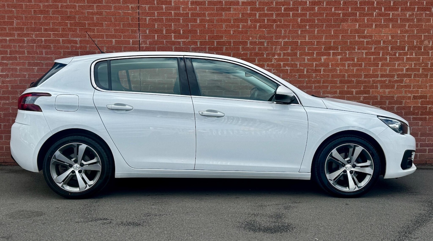 Used Peugeot 308 2020 for sale - 75708437: Photo 4