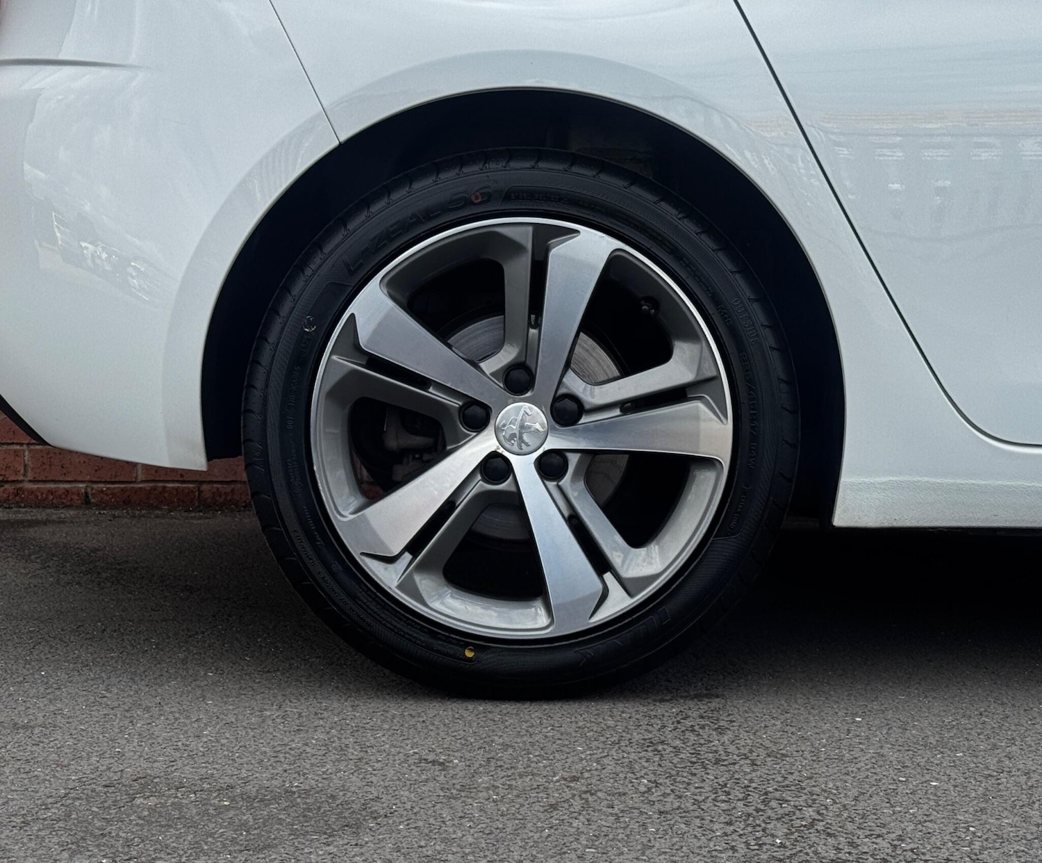 Used Peugeot 308 2020 for sale - 75708437: Photo 40