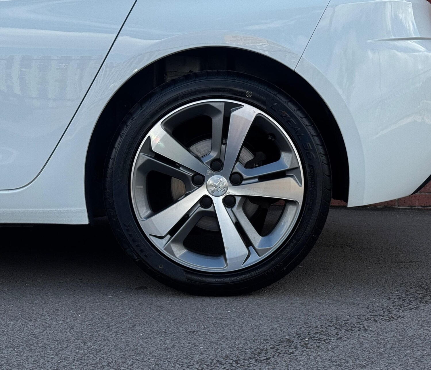 Used Peugeot 308 2020 for sale - 75708437: Photo 43