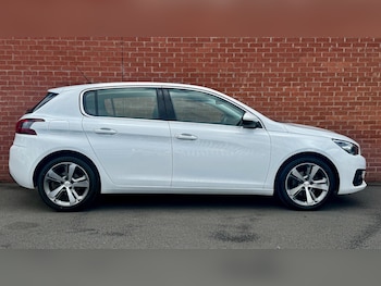 Used Peugeot 308 2020 for sale - 75708437: Photo
