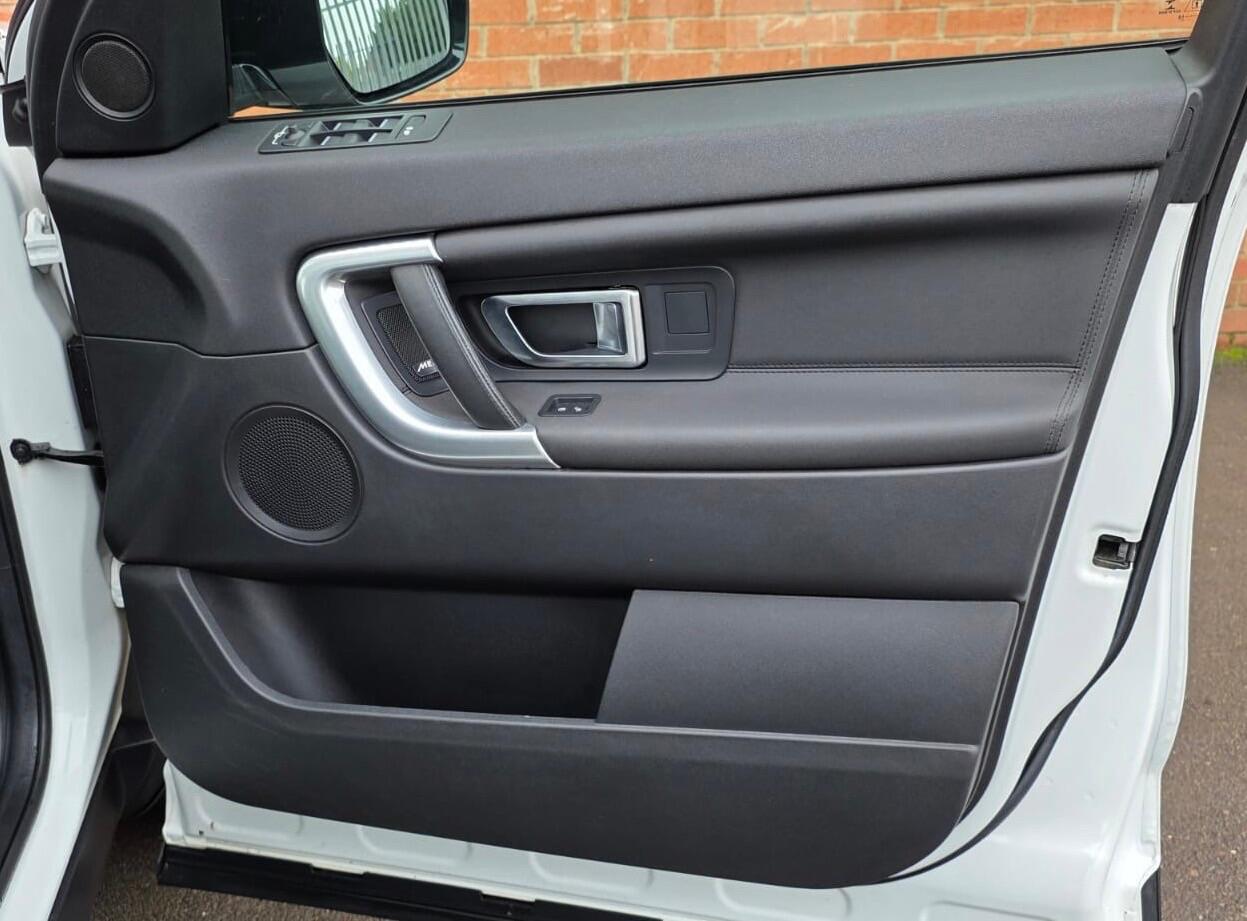 Used Land Rover Discovery Sport 2018 for sale - 77155562: Photo 17