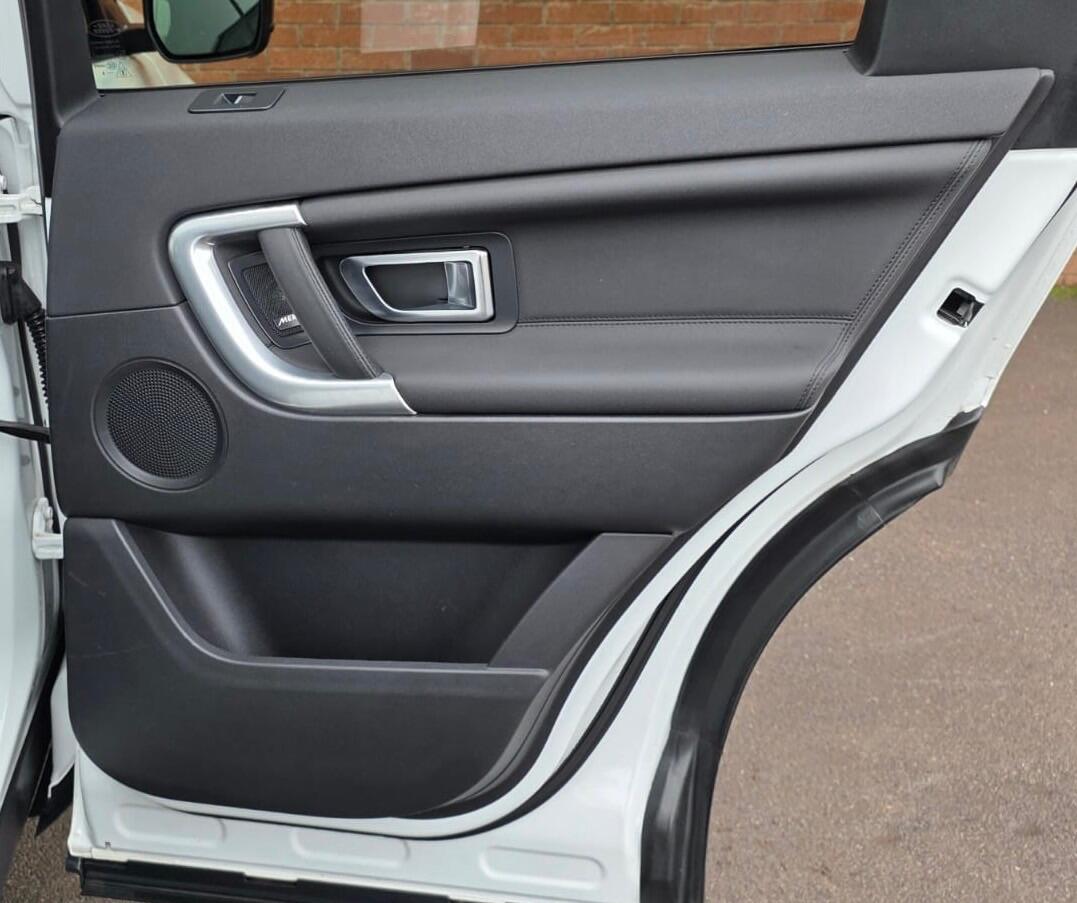 Used Land Rover Discovery Sport 2018 for sale - 77155562: Photo 38