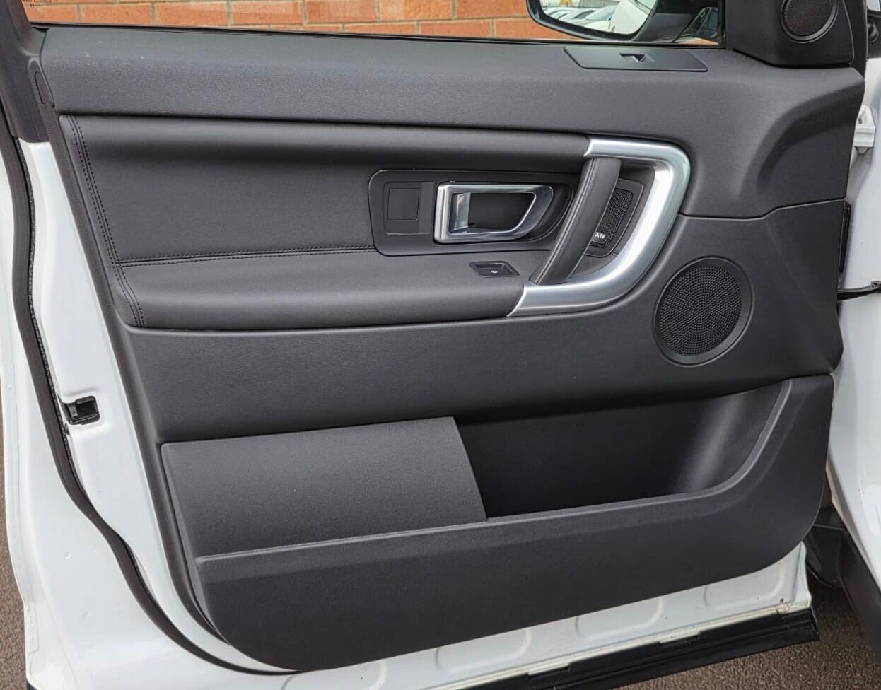 Used Land Rover Discovery Sport 2018 for sale - 77155562: Photo 41