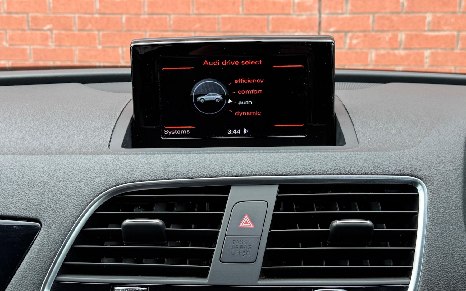 Used Audi Q3 2018 for sale - 78046660: Photo 24