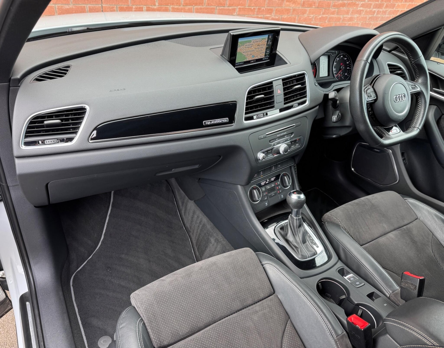 Used Audi Q3 2018 for sale - 78046660: Photo 35