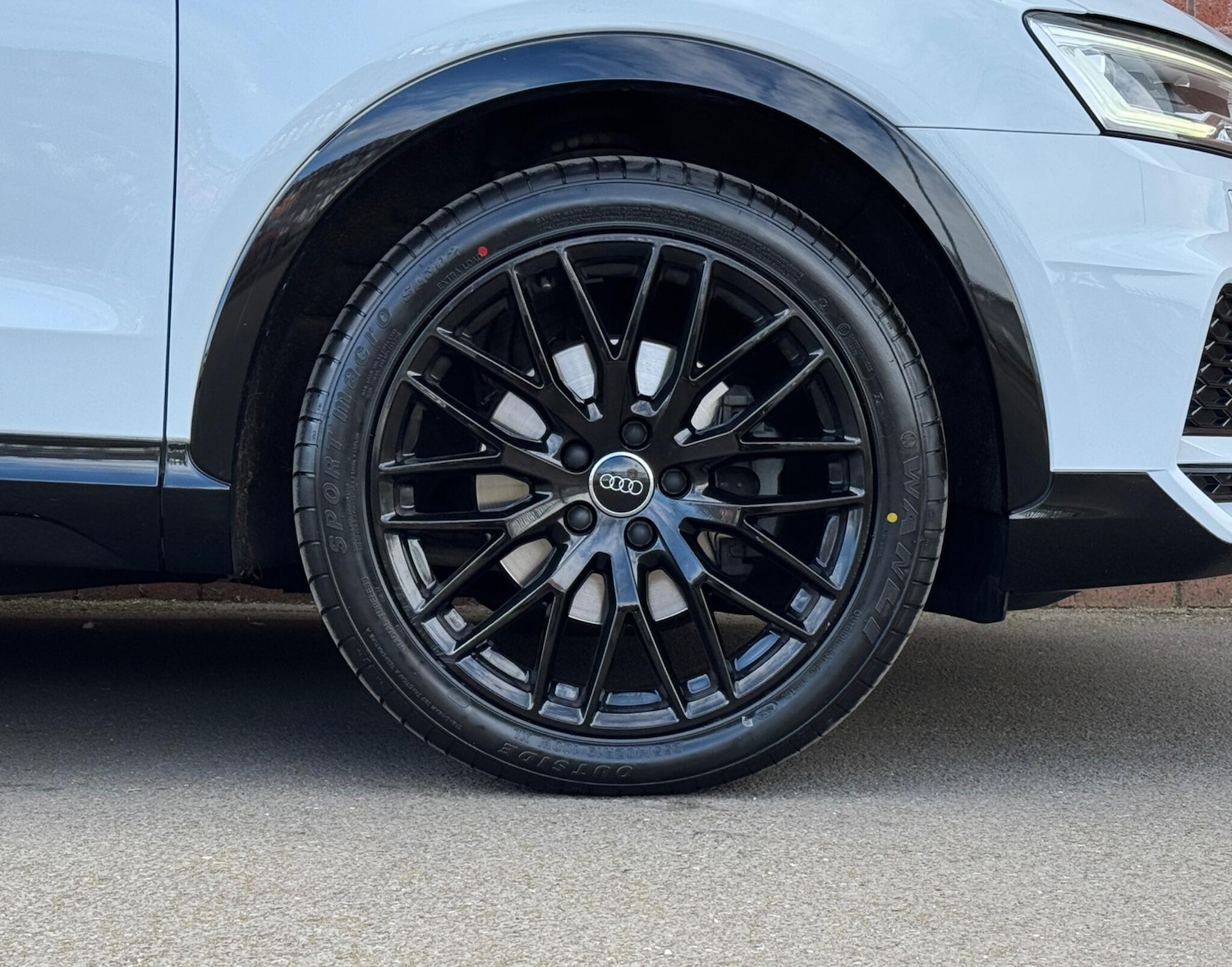 Used Audi Q3 2018 for sale - 78046660: Photo 43