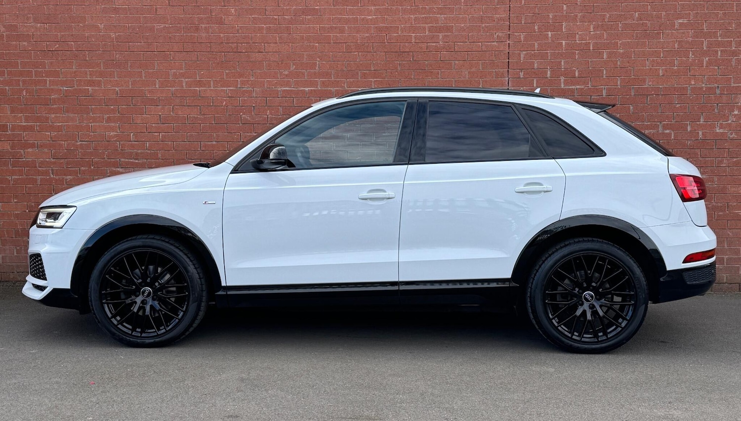Used Audi Q3 2018 for sale - 78046660: Photo 7
