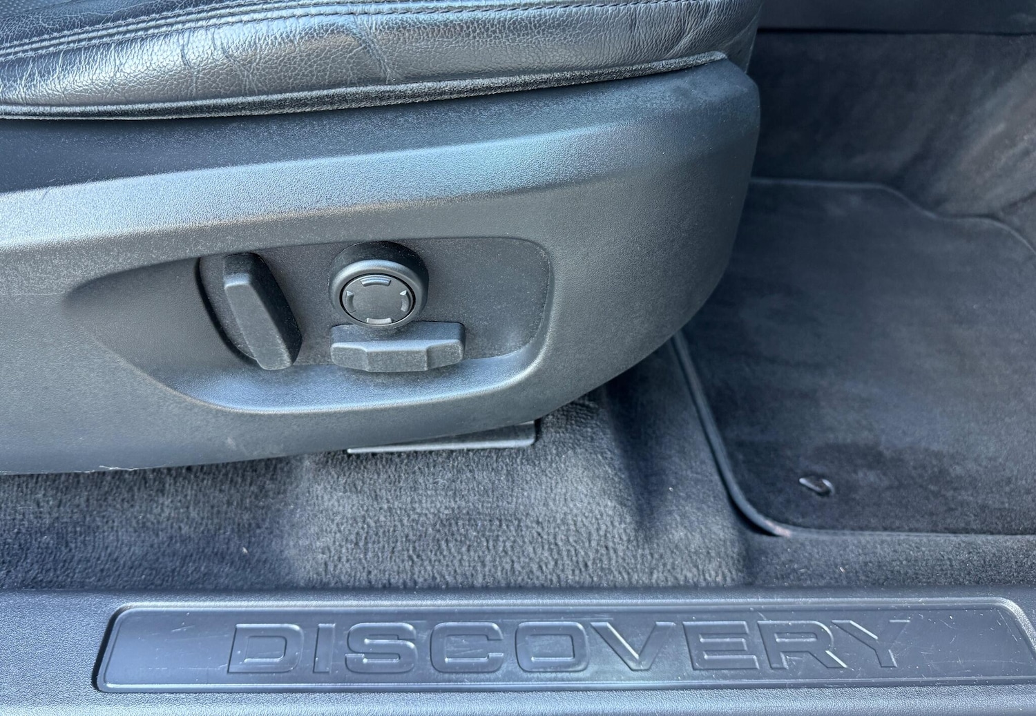 Used Land Rover Discovery Sport 2017 for sale - 77753163: Photo 18