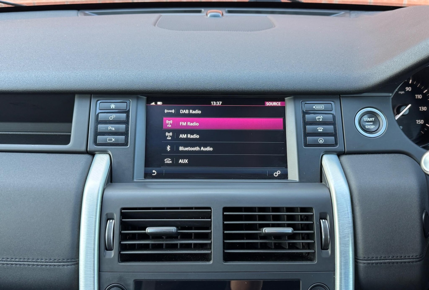 Used Land Rover Discovery Sport 2017 for sale - 77753163: Photo 25