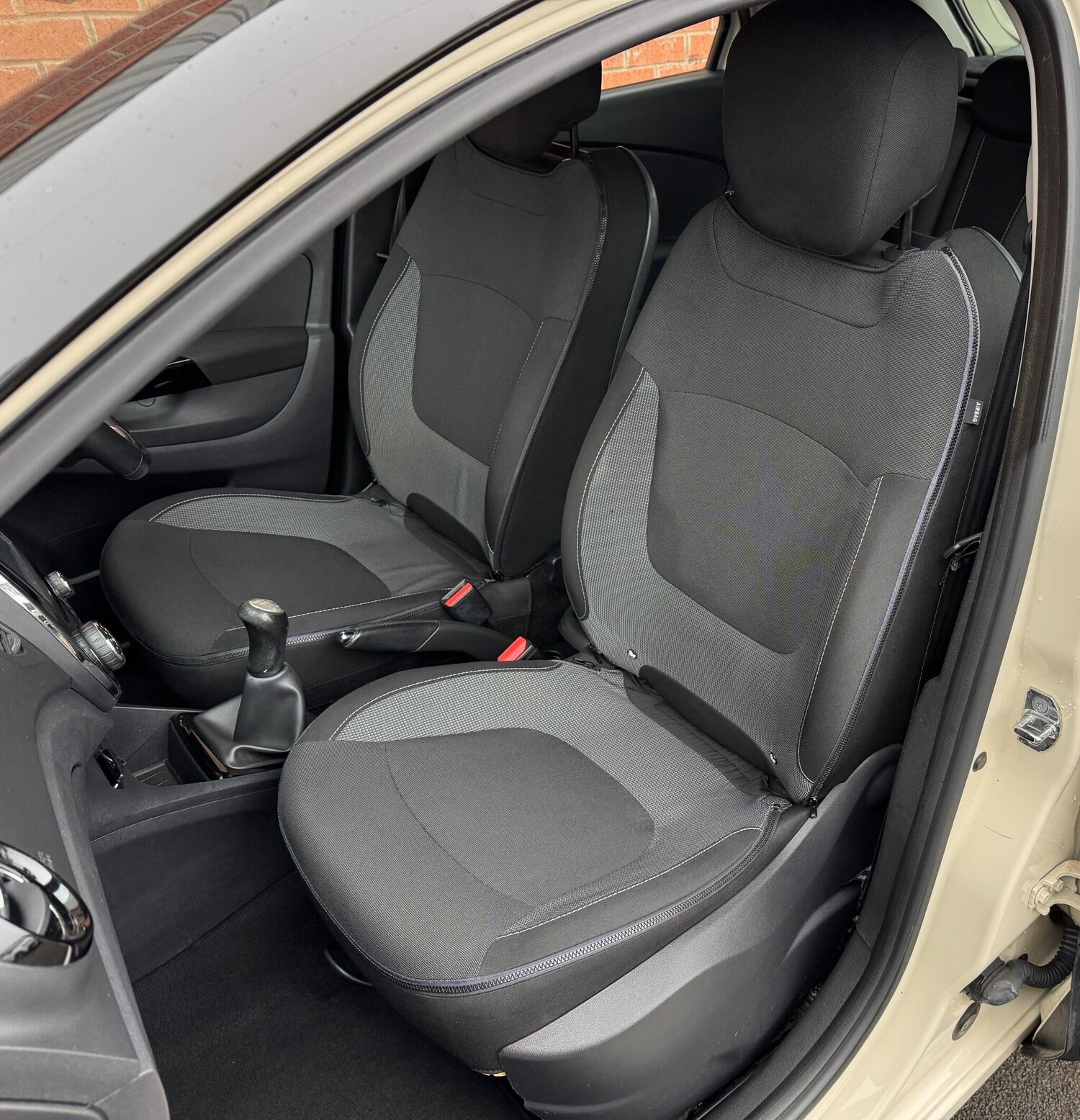 Used Renault Captur 2016 for sale - 76550968: Photo 30