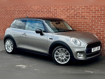 Used MINI Hatch 2017 for sale - 75614483: Photo