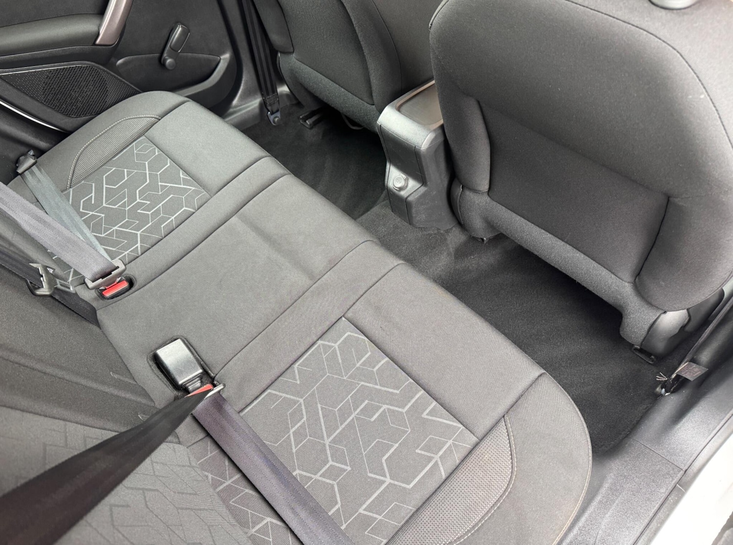 Used Peugeot 2008 2016 for sale - 77799412: Photo 26