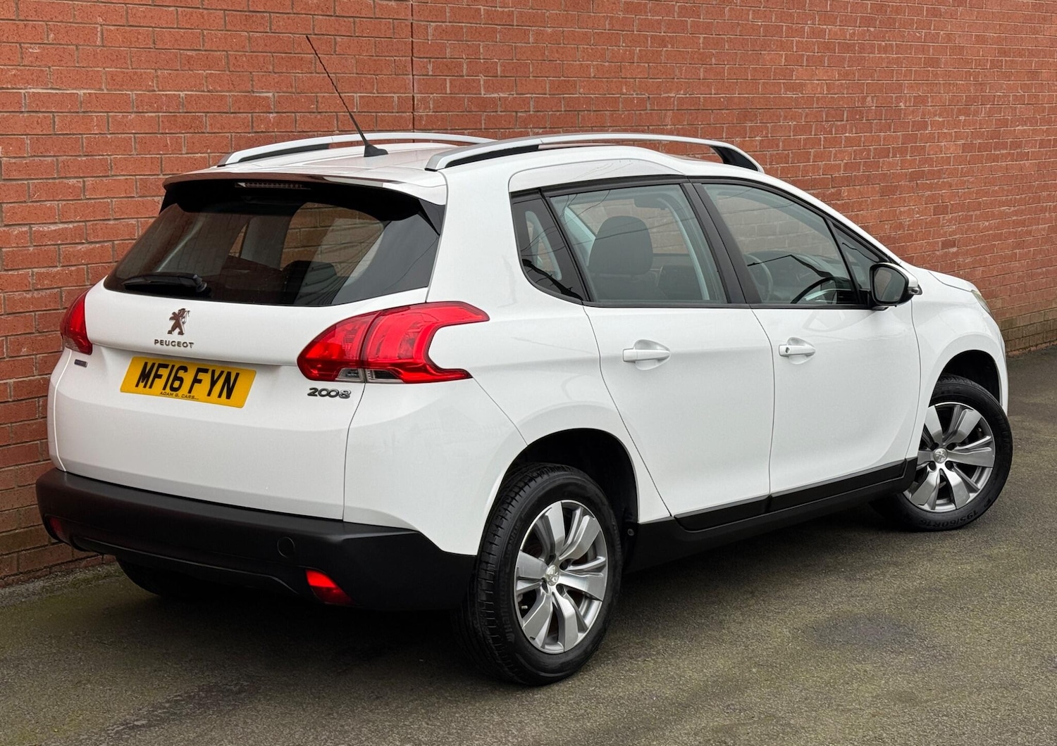 Used Peugeot 2008 2016 for sale - 77799412: Photo 4