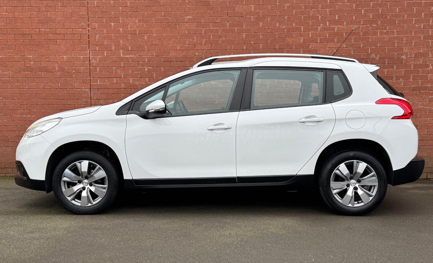 Used Peugeot 2008 2016 for sale - 77799412: Photo 7