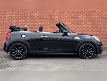Used MINI Convertible 2017 for sale - 78914331: Photo